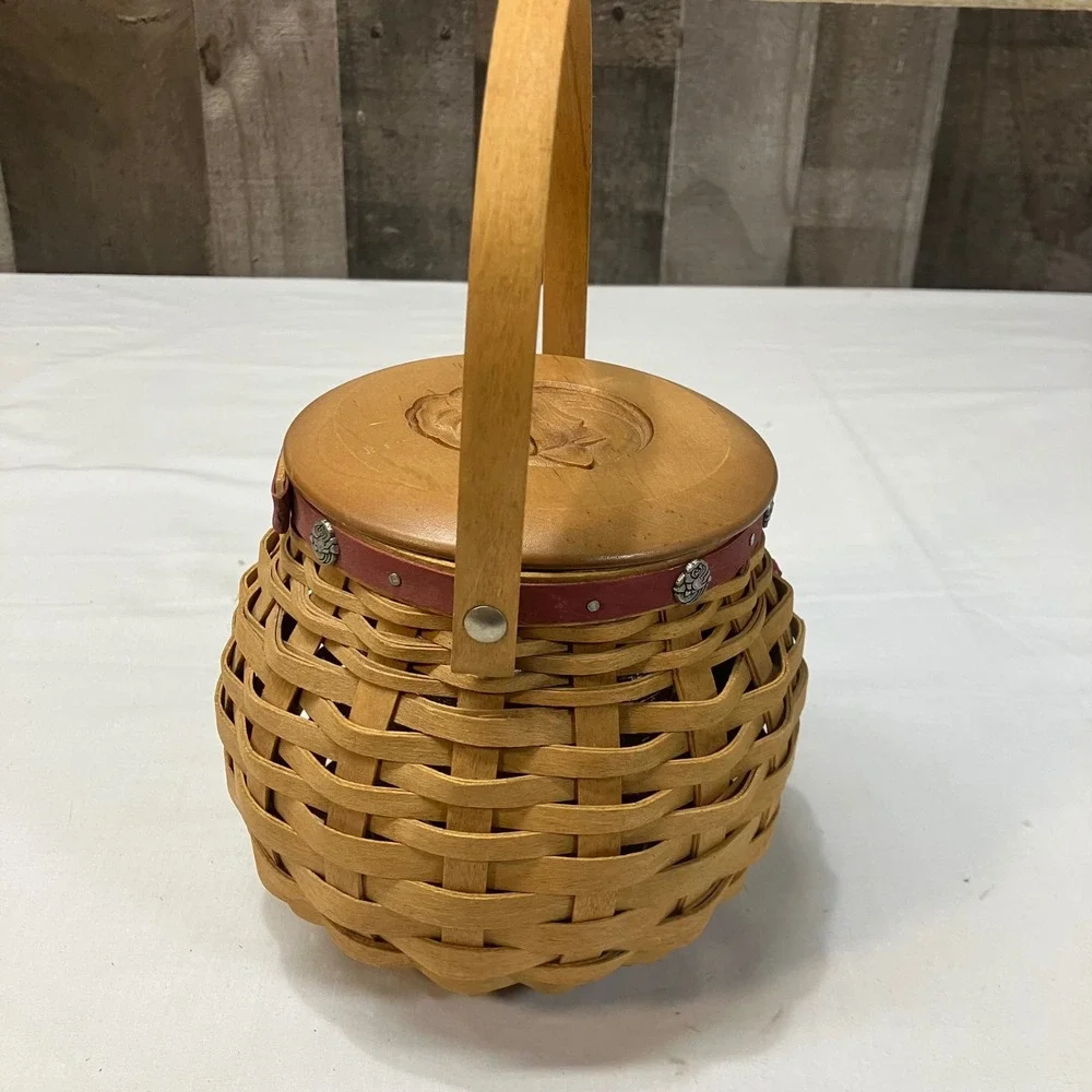 Longaberger 2004 Pasadena Tournament of Roses Basket Carved Lid Handwoven Rustic